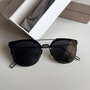 Stylish Black Sunglasses
